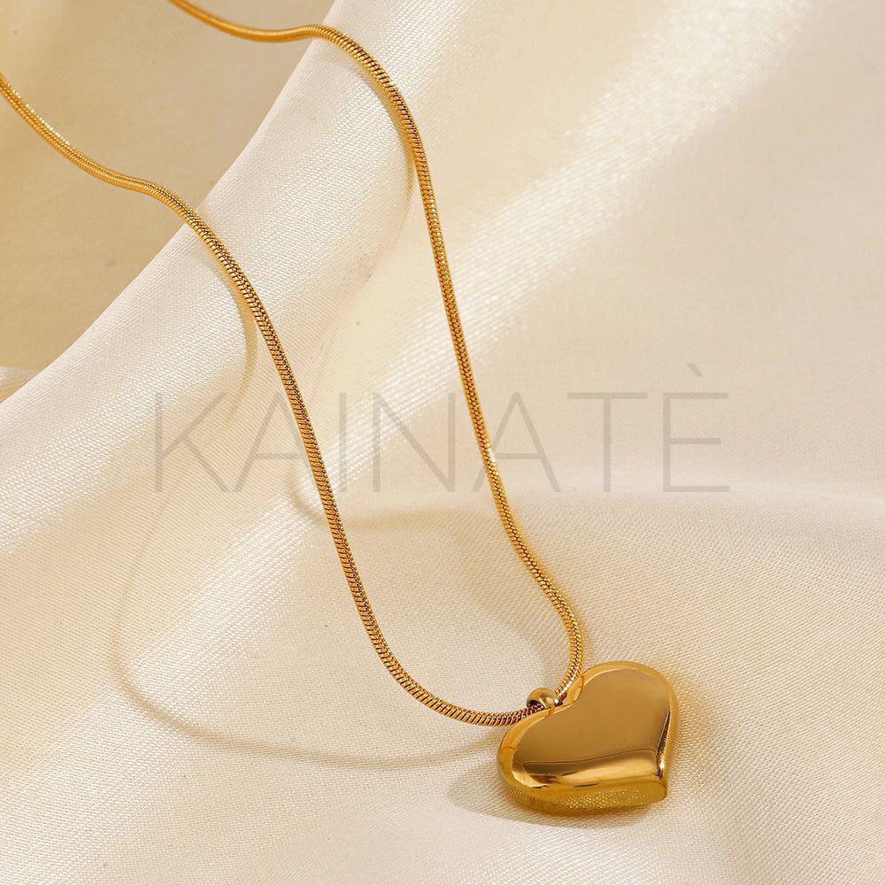 Golden Heart Pendant – Trendy, Waterproof & Tarnish-Free